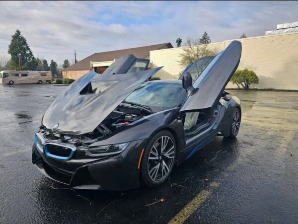 Same Day Shipping.  2016 BMW i8 Coupe
