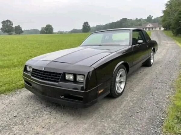 Modified 1985 Chevrolet Monte Carlo SS
